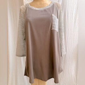 PARADISO mocha gray top